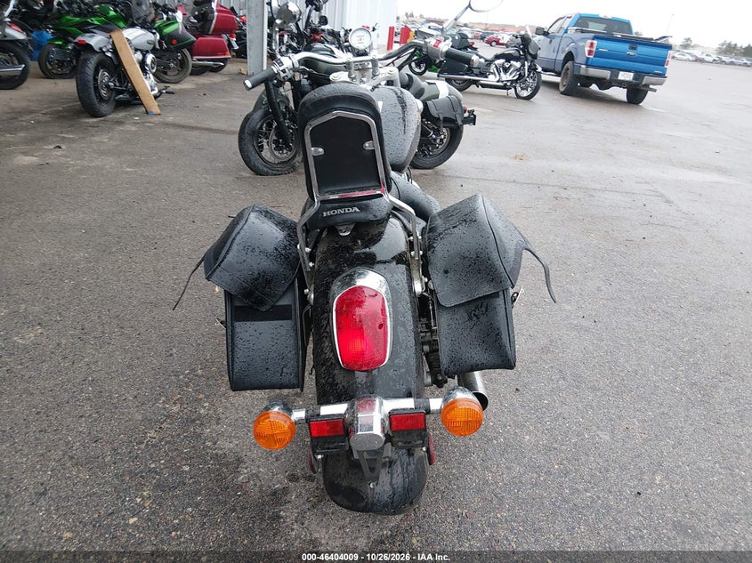 HONDA VT1100 2006