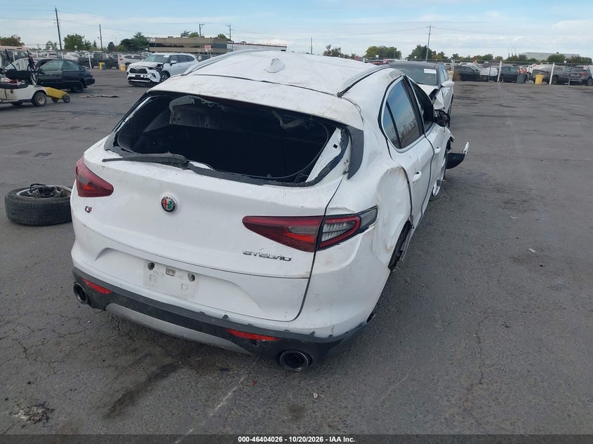 Vin: zasfakan7j7b67307, lot: 46904384, alfa romeo stelvio 20184