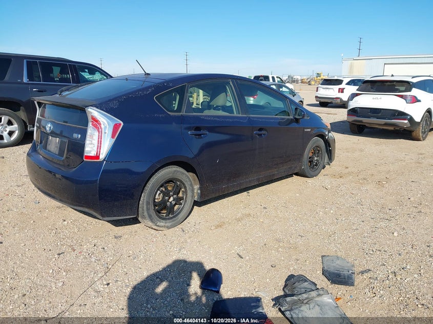 TOYOTA PRIUS - zdjęcie 4