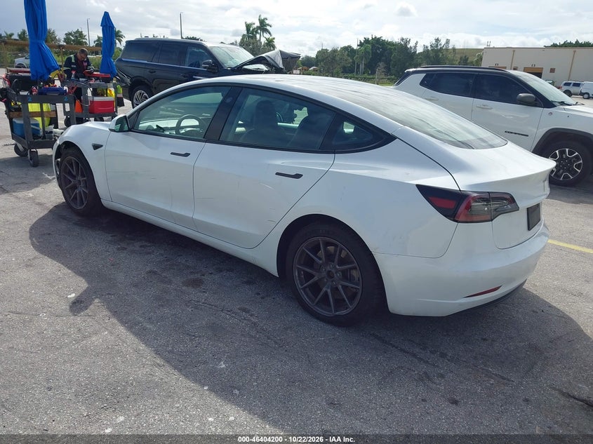 Vin: 5yj3e1ea2pf575797, lot: 46904558, tesla model 3 rear-wheel drive 20233