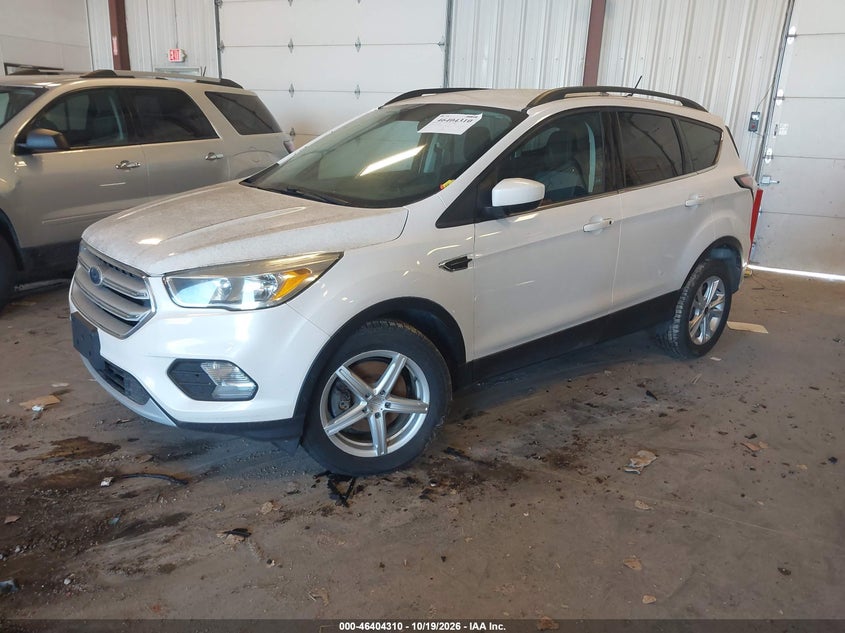 2018 Ford Escape Se, Обычный износ, IAAI, VIN 1FMCU9GD2JUA30945 — фото 2