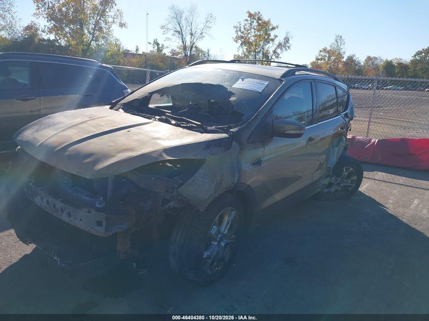 Vin: 1fmcu9h94dub21665, lot: 46904738, ford escape sel 20132