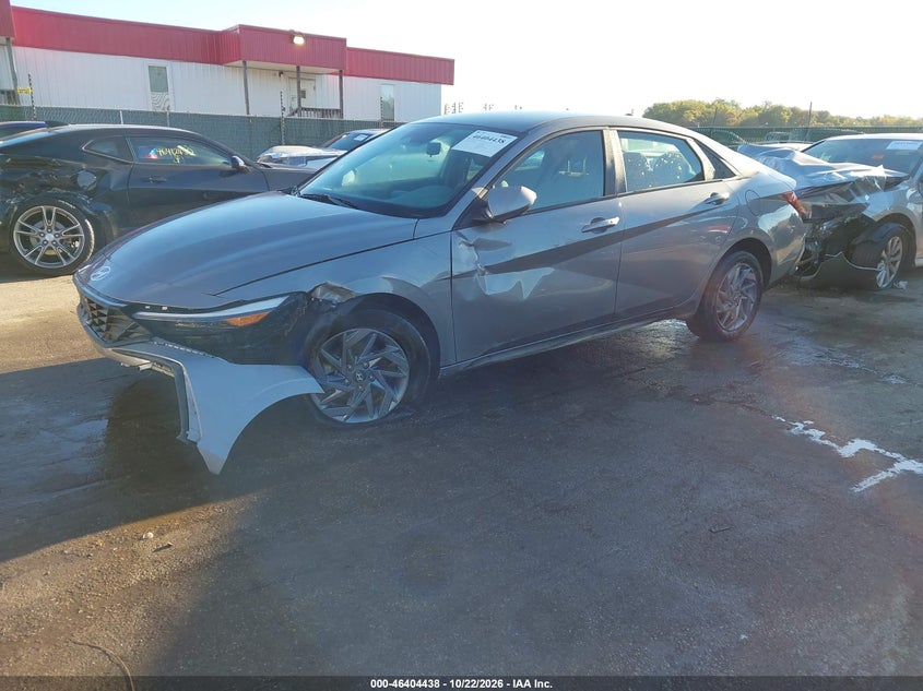 Vin: kmhlm4dj4ru094204, lot: 46904796, hyundai elantra hybrid blue 20242