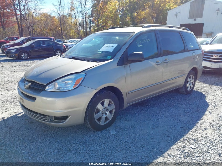 2004 Toyota Sienna Le, Normal Wear & Tear, IAAI, VIN 5TDZA23C64S197152 — photo 2