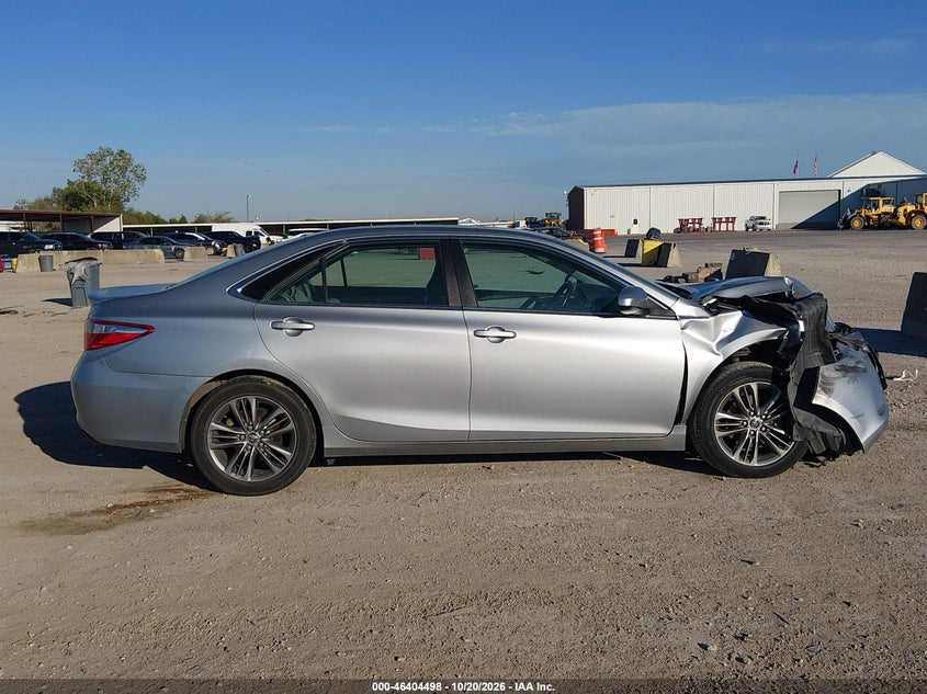 2015 TOYOTA CAMRY SE · Photo 13