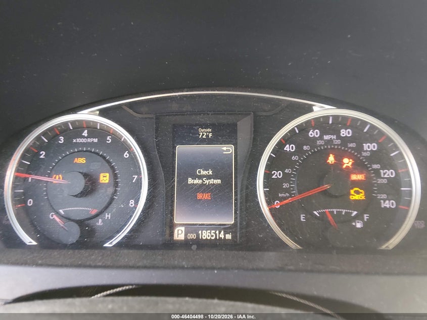 2015 TOYOTA CAMRY SE · Photo 7