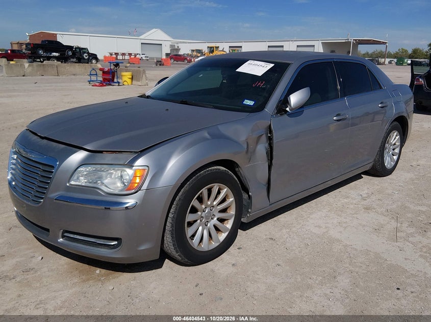 Vin: 2c3ccaag4eh288893, lot: 46904901, chrysler 300 20142