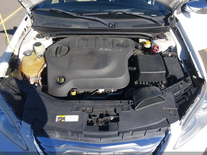 2014 CHRYSLER 200 LIMITED · Photo 10