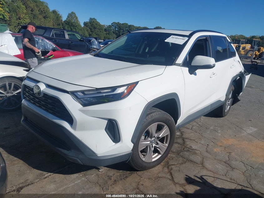 2022 Toyota Rav4 Xle, Rear, IAAI, VIN 2T3W1RFV6NW187519 — photo 2
