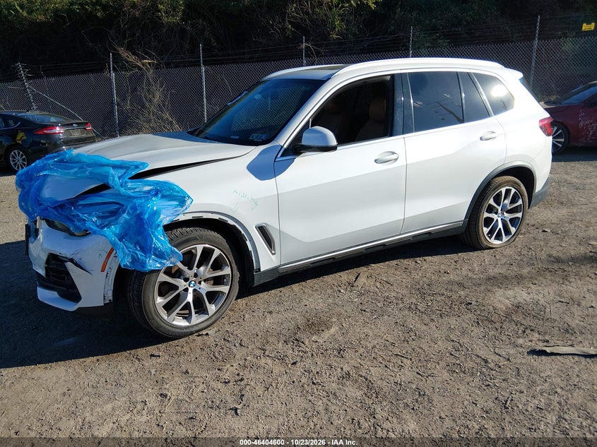 2019 BMW X5 xDrive40I, Front End, IAAI, VIN 5UXCR6C52KLL63817 — photo 2