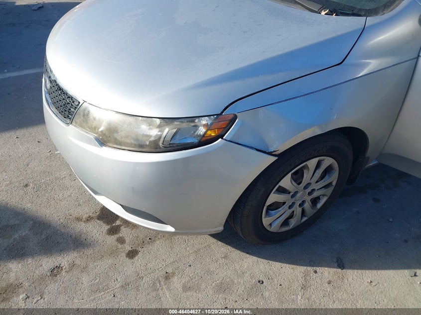 2013 KIA FORTE LX · Фото 6