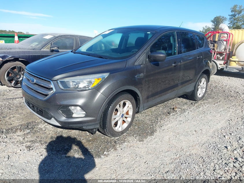 Vin: 1fmcu0gd7hub56224, lot: 46905018, ford escape se 20172