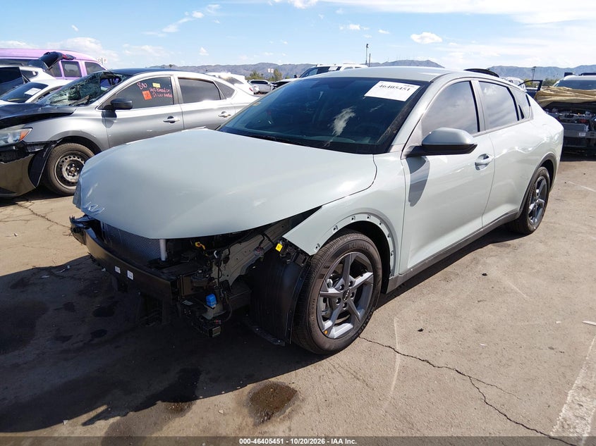 Vin: 3kpft4de8te365195, lot: 46905809, kia k4 lxs 20262
