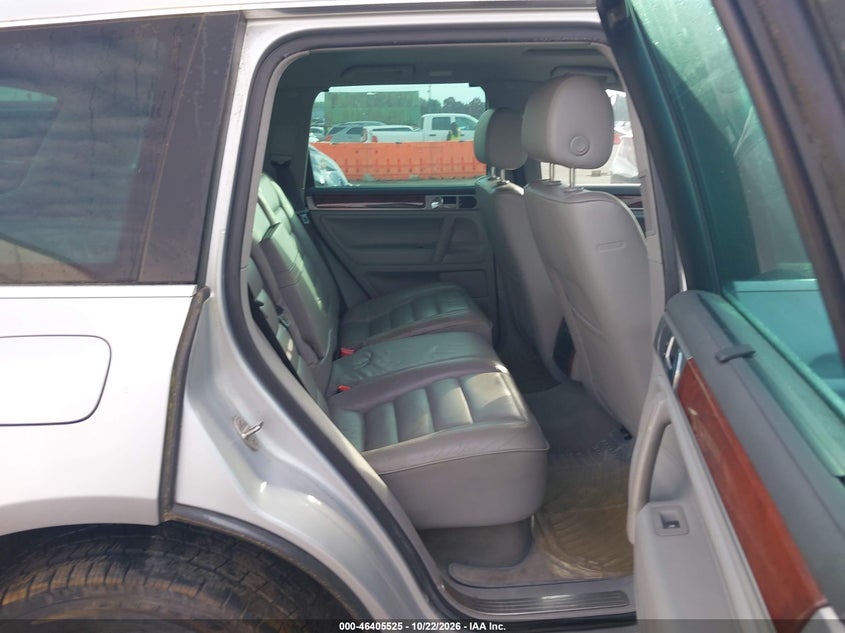 2006 VOLKSWAGEN TOUAREG V8 · Фото 8