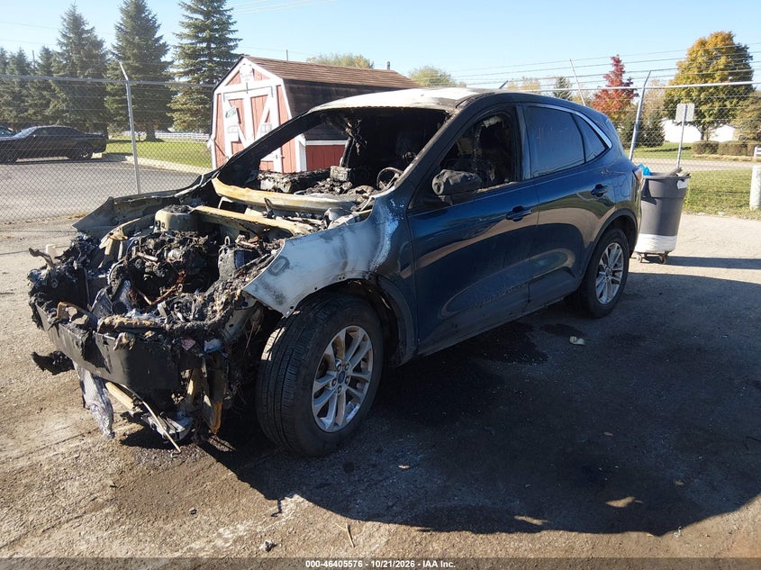 Vin: 1fmcu9g64luc45537, lot: 46905934, ford escape se 20202