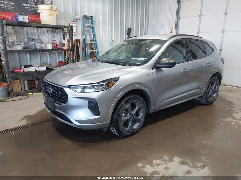 Vin: 1fmcu9mn3pua09740, lot: 46906024, ford escape st-line 20232
