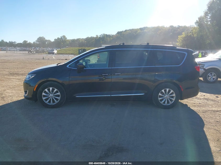 2017 CHRYSLER PACIFICA TOURING-L · Фото 14