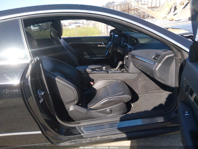 2013 MERCEDES-BENZ E 350 · Photo 5