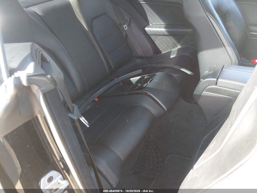 2013 MERCEDES-BENZ E 350 · Photo 8