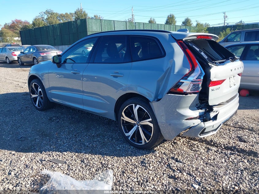 Vin: yv4l12rm1r1731343, lot: 46906743, volvo xc60 b5 ultimate dark theme 20243