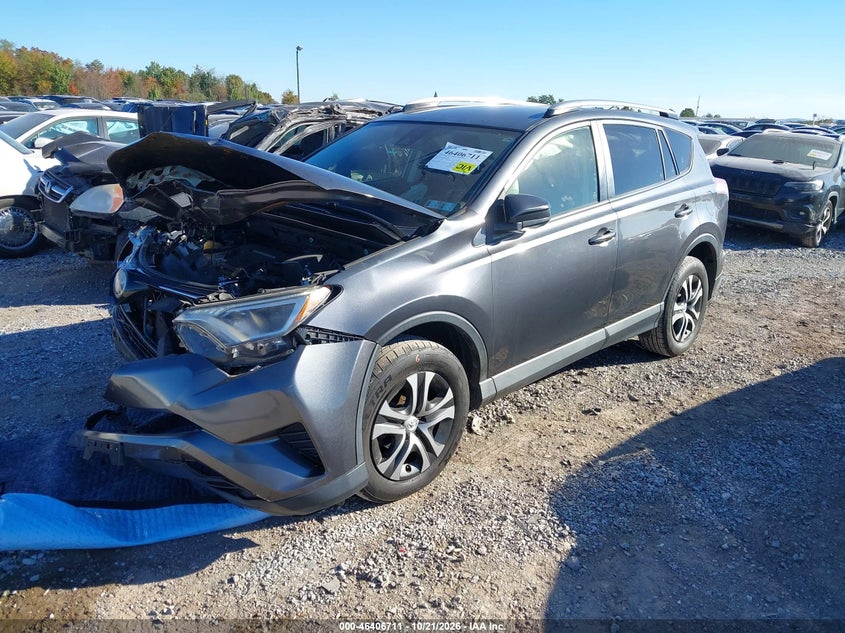 Vin: jtmbfrev9hd200931, lot: 46907069, toyota rav4 le 20172