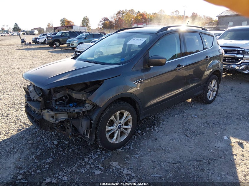 Vin: 1fmcu9gd2jub05823, lot: 46907150, ford escape se 20182