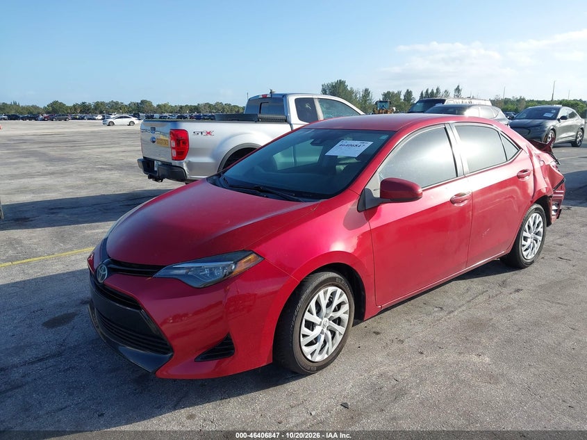 2017 Toyota Corolla Le, Normal Wear & Tear, IAAI, VIN 5YFBURHE1HP731829 — photo 2