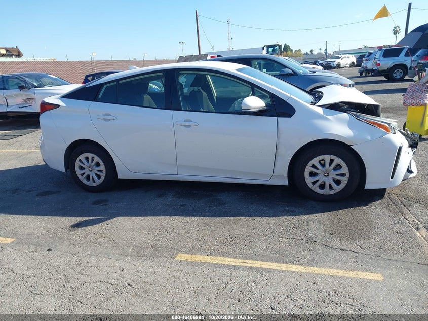 TOYOTA PRIUS - zdjęcie 13