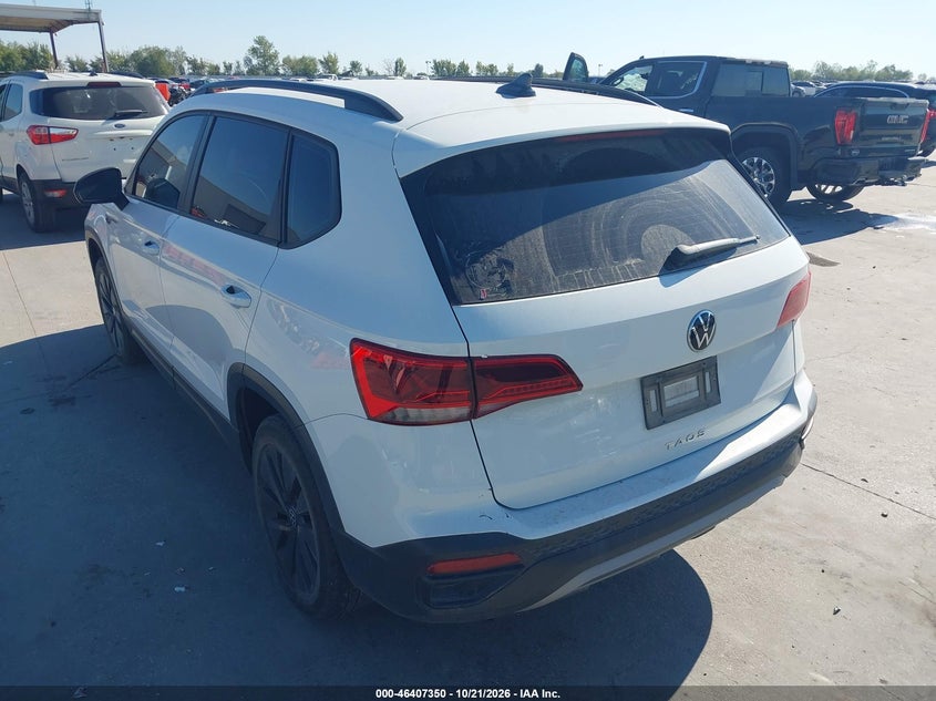 Vin: 3vvcx7b26nm007766, lot: 46907708, volkswagen taos s 20223