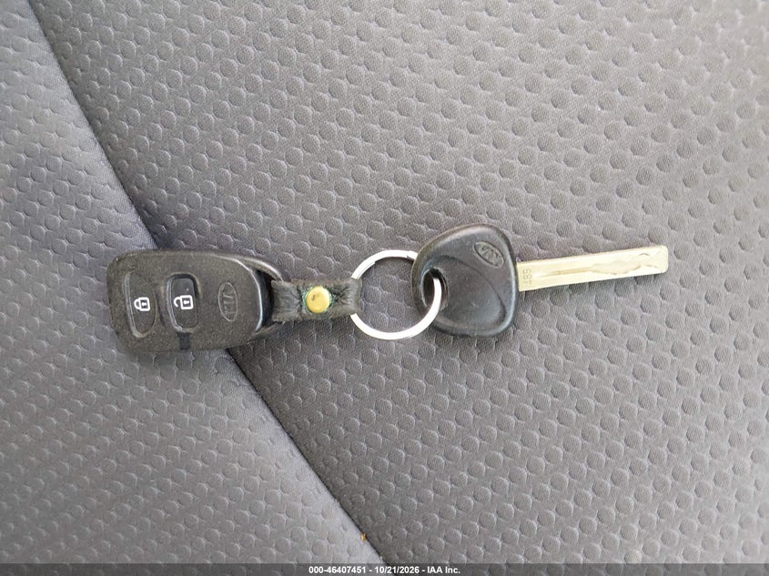 2012 KIA SORENTO LX · Фото 11
