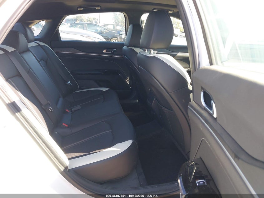2025 KIA K5 GT-LINE · Фото 8