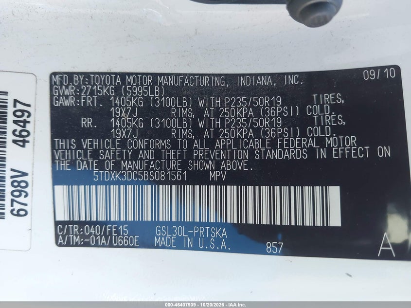 2011 TOYOTA SIENNA SE · Photo 9