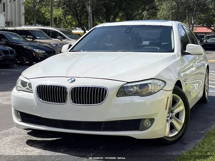 2012 BMW 528I xDrive, Обычный износ, IAAI, VIN WBAXH5C56CDW08613 — фото 2
