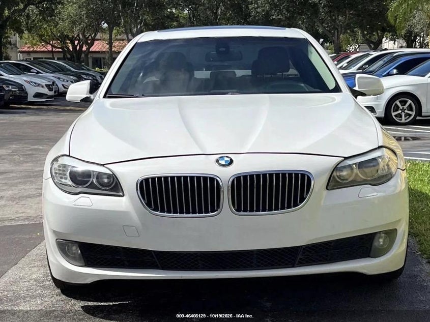 BMW 528I 2012 VIN WBAXH5C56CDW08613
