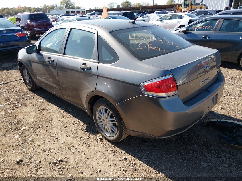 Vin: 1fahp3fn2bw157649, lot: 46908570, ford focus se 20113