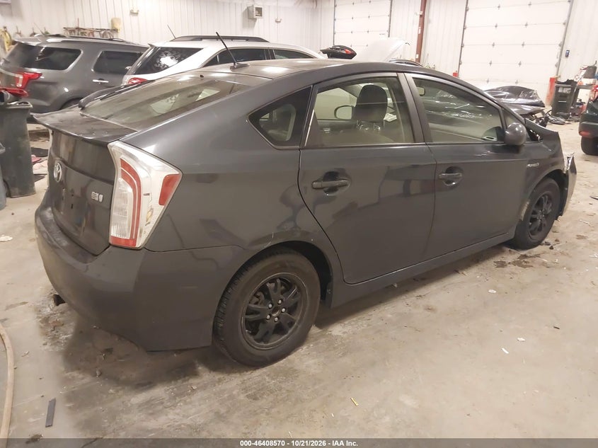 Vin: jtdkn3du8f1979956, lot: 46908928, toyota prius four 20154