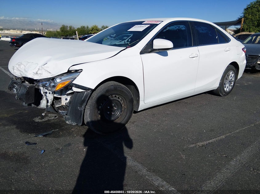 2016 Toyota Camry Le, Front End, IAAI, VIN 4T4BF1FK5GR548229 — photo 2