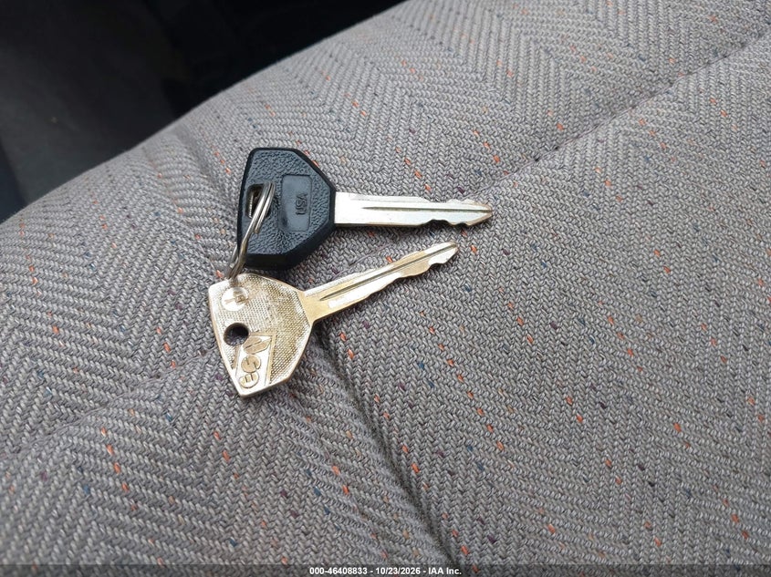 lot image 3