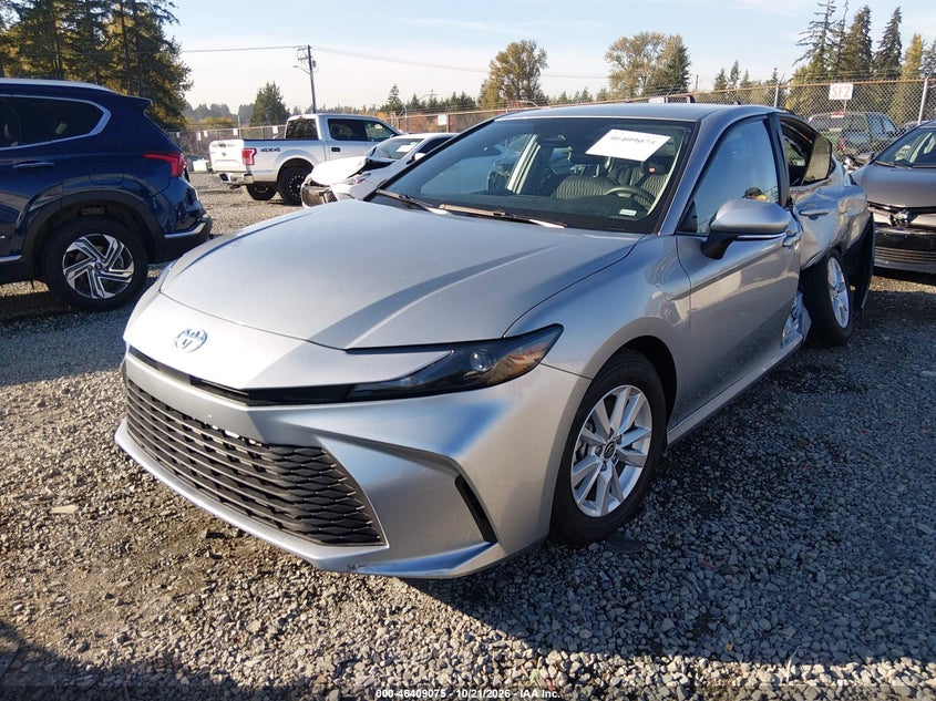 2025 Toyota Camry Le, Левый зад, IAAI, VIN 4T1DAACKXSU044645 — фото 2