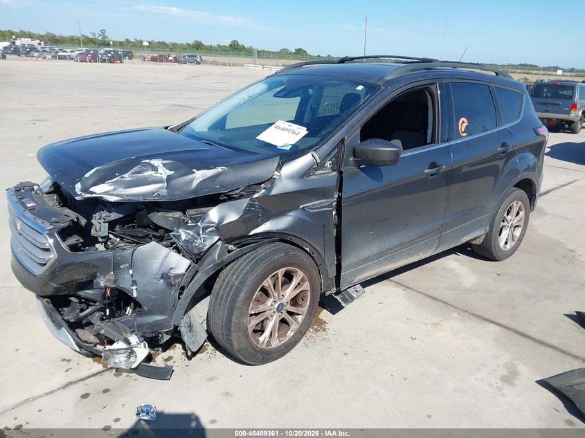 Vin: 1fmcu9gd8juc12522, lot: 46909719, ford escape se 20182