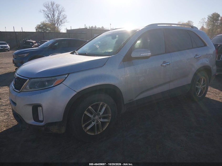 2014 Kia Sorento Lx, Обычный износ, IAAI, VIN 5XYKTCA65EG451513 — фото 2