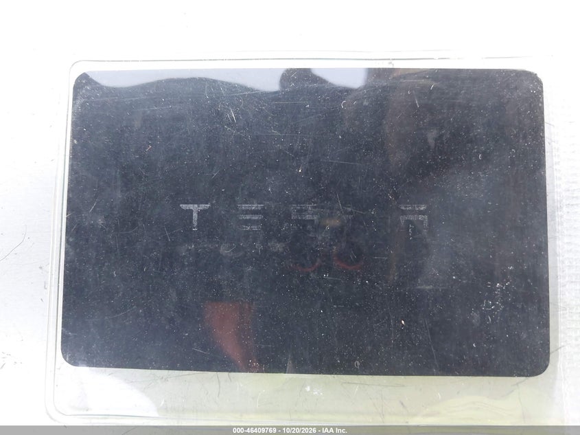 TESLA MODEL 3 - zdjęcie 11