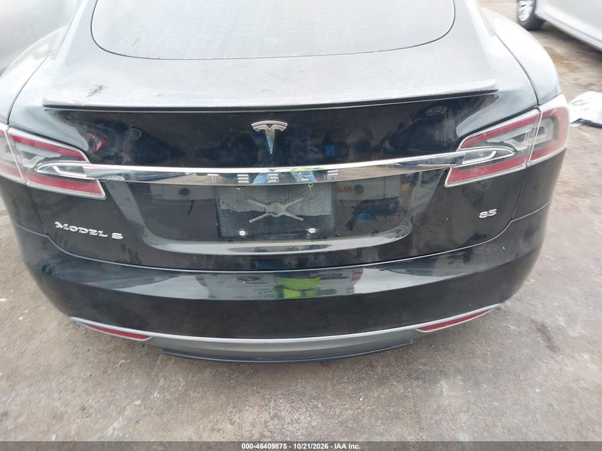 2013 TESLA MODEL S · Photo 17