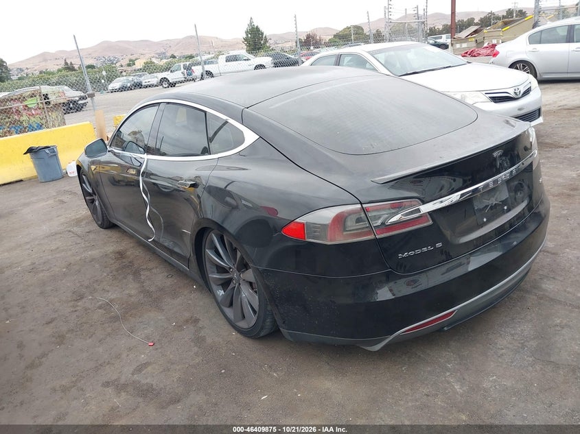 2013 TESLA MODEL S · Photo 3