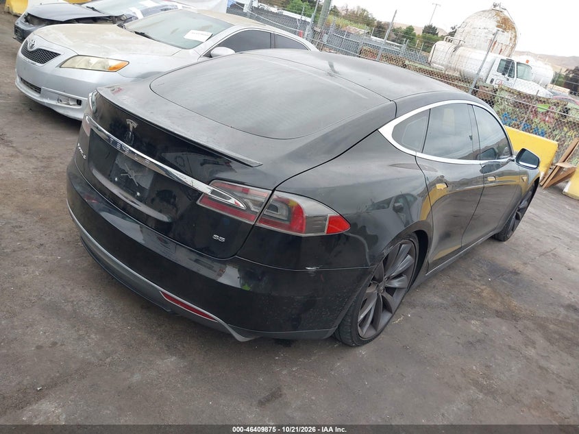 2013 TESLA MODEL S · Photo 4