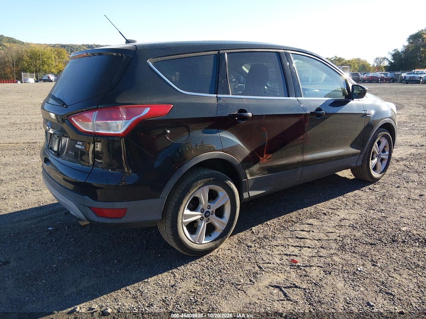 2016 FORD ESCAPE SE · Фото 4