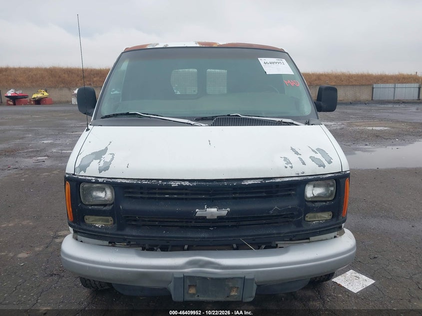 CHEVROLET EXPRESS 2002 VIN 1GCHG35R721208669
