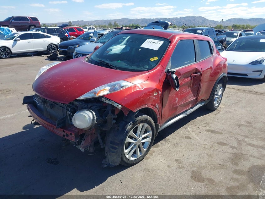 2013 Nissan Juke Sv, Left Front, IAAI, VIN JN8AF5MR1DT211659 — photo 2