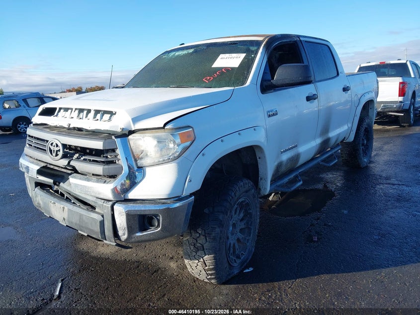 2015 Toyota Tundra Sr5 5.7L V8, Полностью сгорел, IAAI, VIN 5TFDW5F16FX437336 — фото 2