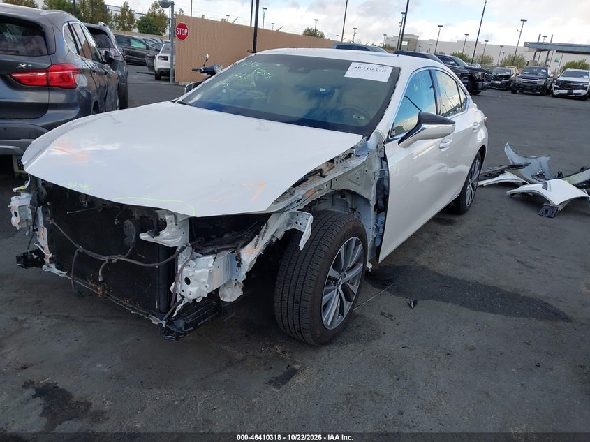 Vin: 58ada1c18mu002543, lot: 46910676, lexus es 300h 20212